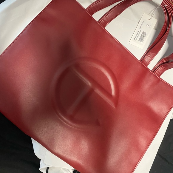 Telfar Medium Shopping Bag -
Color Oxblood - Picture 3 of 10